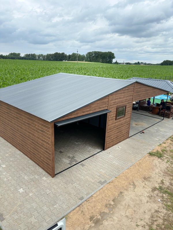 Holzähnliche Blechgarage 5 m x 6 m + 5 m Unterstand, holzähnlich – Bild 2