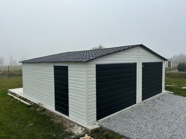 Garage 8 m x 6 m, Schwingtore, Antikondensfilz, Dachpfannenblech