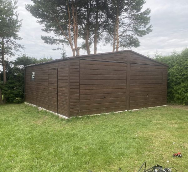 Blasen-Garage 7m x 6m, in Holzoptik
