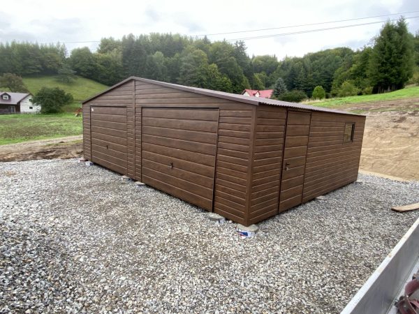 Blachgarage 8 m x 7 m