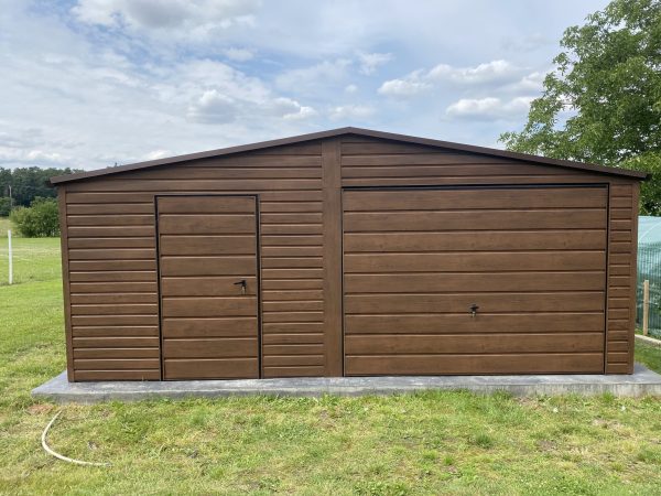 Blachgarage 6 m x 7 m, Holzoptik, Schwingtor, Tür – Bild 4