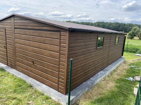 Blachgarage 6 m x 7 m, Holzoptik, Schwingtor, Tür – Bild 2