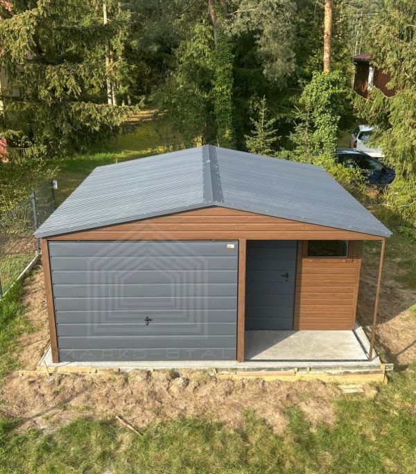 Blachgarage 5 m x 6 m mit Nische, Holzoptik + Grafit – Bild 3